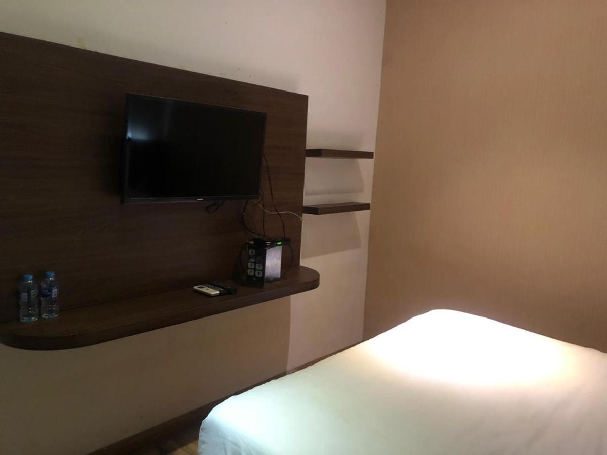 Hotel Aruni Ancol Jakarta Exterior foto